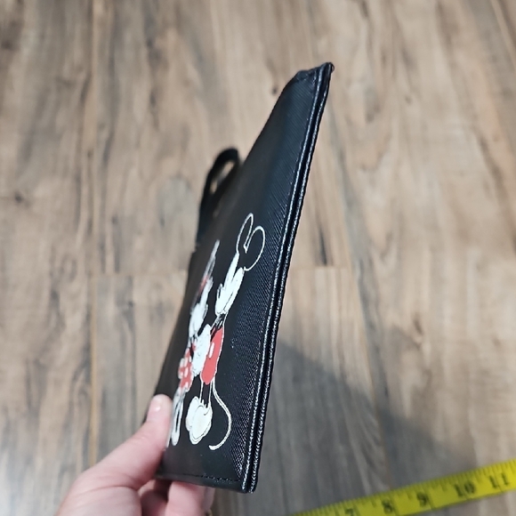 Disney Black and Red Mickey and Minnie Wristlet With Metallic Silver Card Holder - Picture 16 of 17